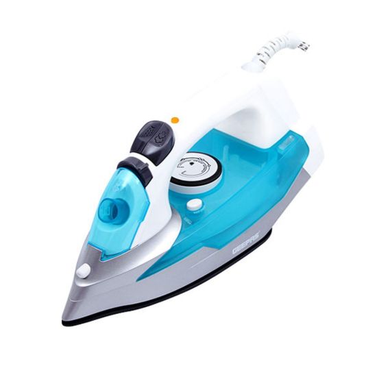 اتو بخار Geepas GSI7801 با توان 2200 وات و کفی سرامیکی، بخار مداوم و حالت بخار تقویتی، مخزن آب 300 ml و قابلیت بخار عمودی — انتخابی مناسب برای صاف کردن انواع لباس‌ها و پارچه‌ها با سرعت و کیفیت در خانه.